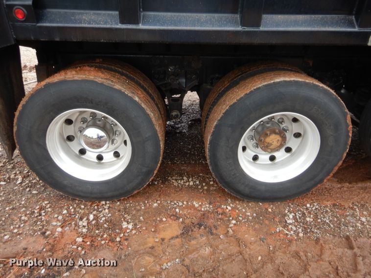 image for item HW9332 2007 Kenworth T800  dump truck