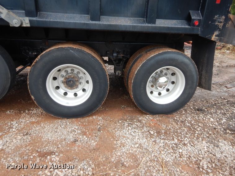 image for item HW9332 2007 Kenworth T800  dump truck