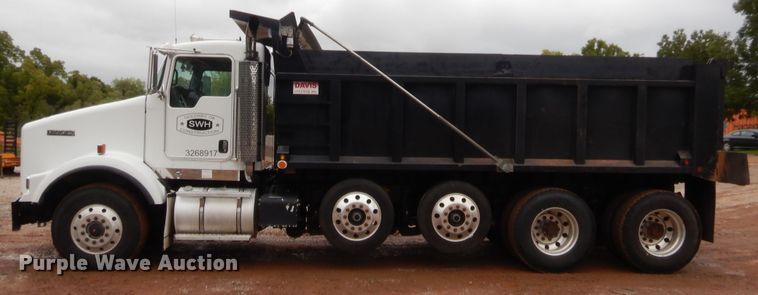 image for item HW9333 2007 Kenworth T800  dump truck