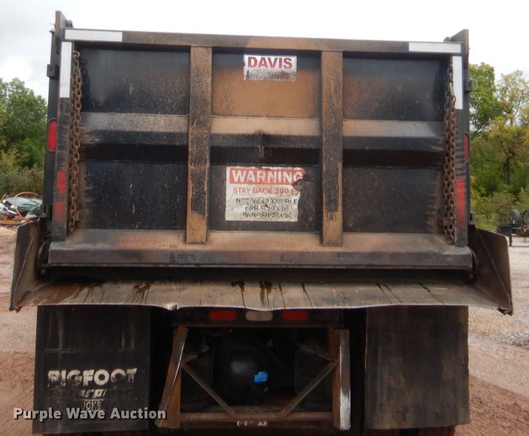 image for item HW9333 2007 Kenworth T800  dump truck