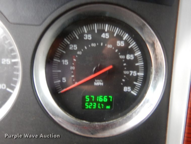 image for item HW9333 2007 Kenworth T800  dump truck