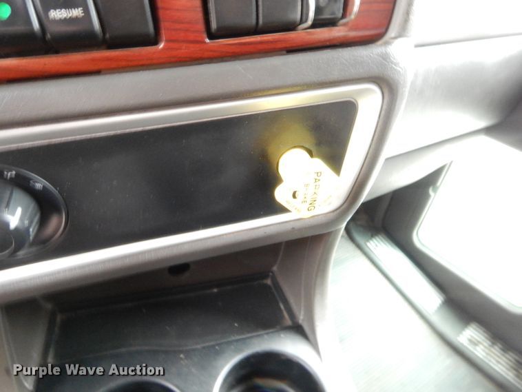 image for item HW9333 2007 Kenworth T800  dump truck