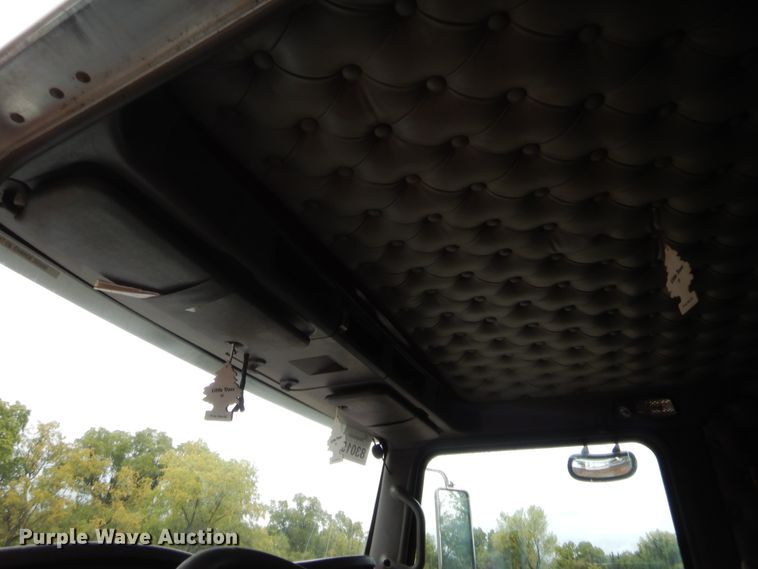 image for item HW9333 2007 Kenworth T800  dump truck