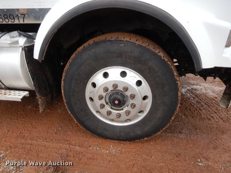 image for item HW9333 2007 Kenworth T800  dump truck