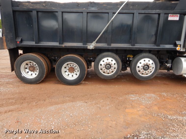 image for item HW9333 2007 Kenworth T800  dump truck