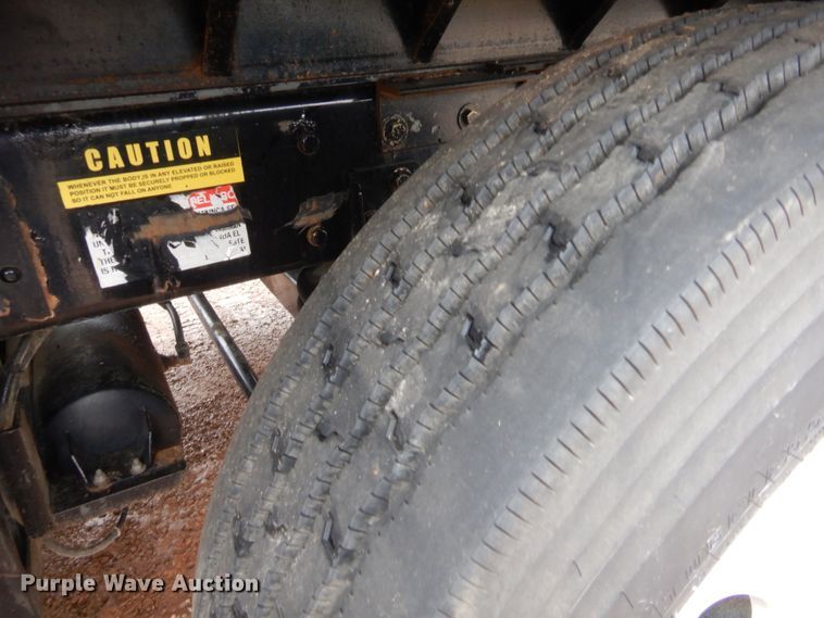 image for item HW9333 2007 Kenworth T800  dump truck