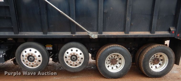 image for item HW9333 2007 Kenworth T800  dump truck