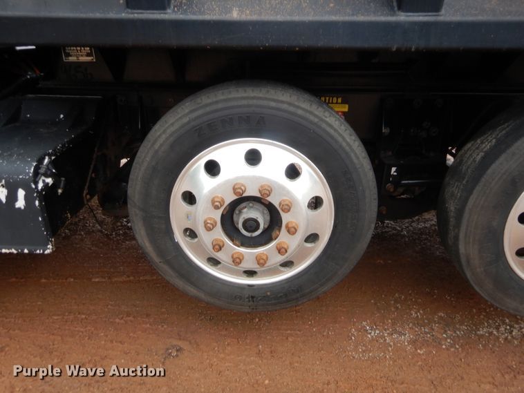 image for item HW9333 2007 Kenworth T800  dump truck