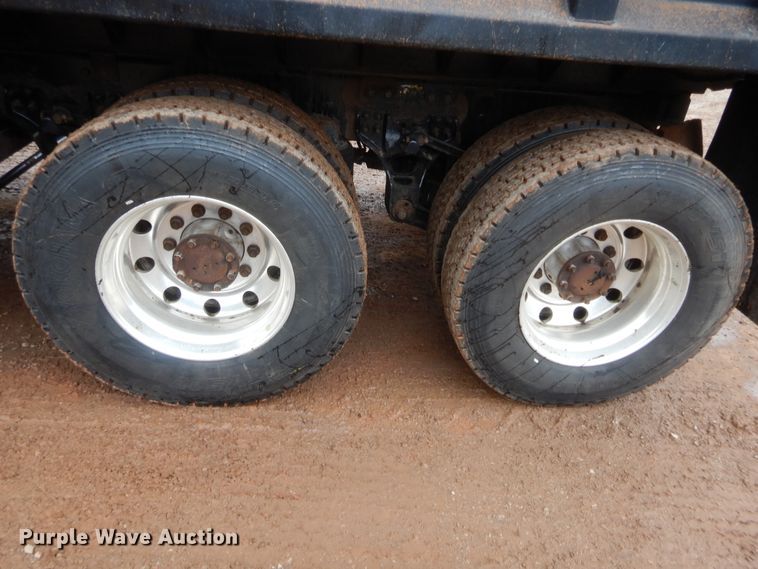 image for item HW9333 2007 Kenworth T800  dump truck