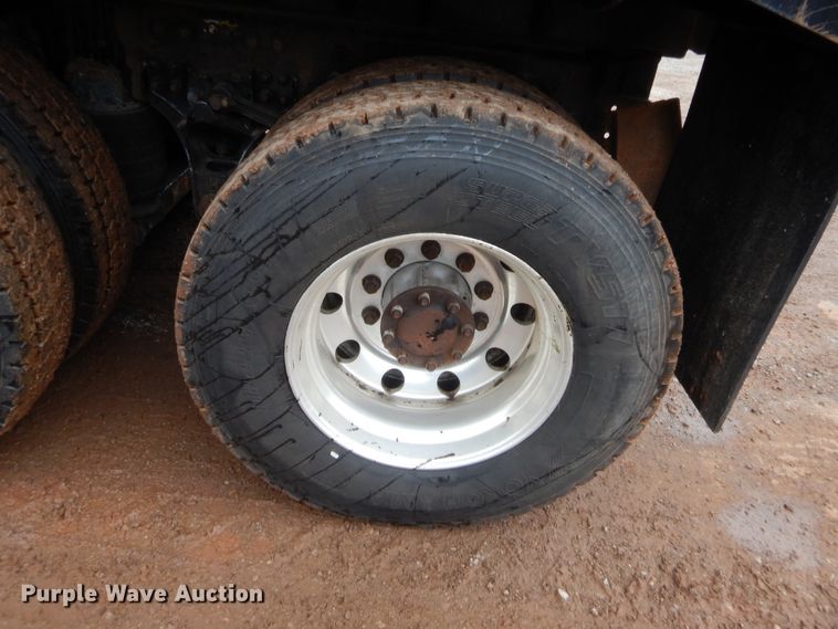 image for item HW9333 2007 Kenworth T800  dump truck