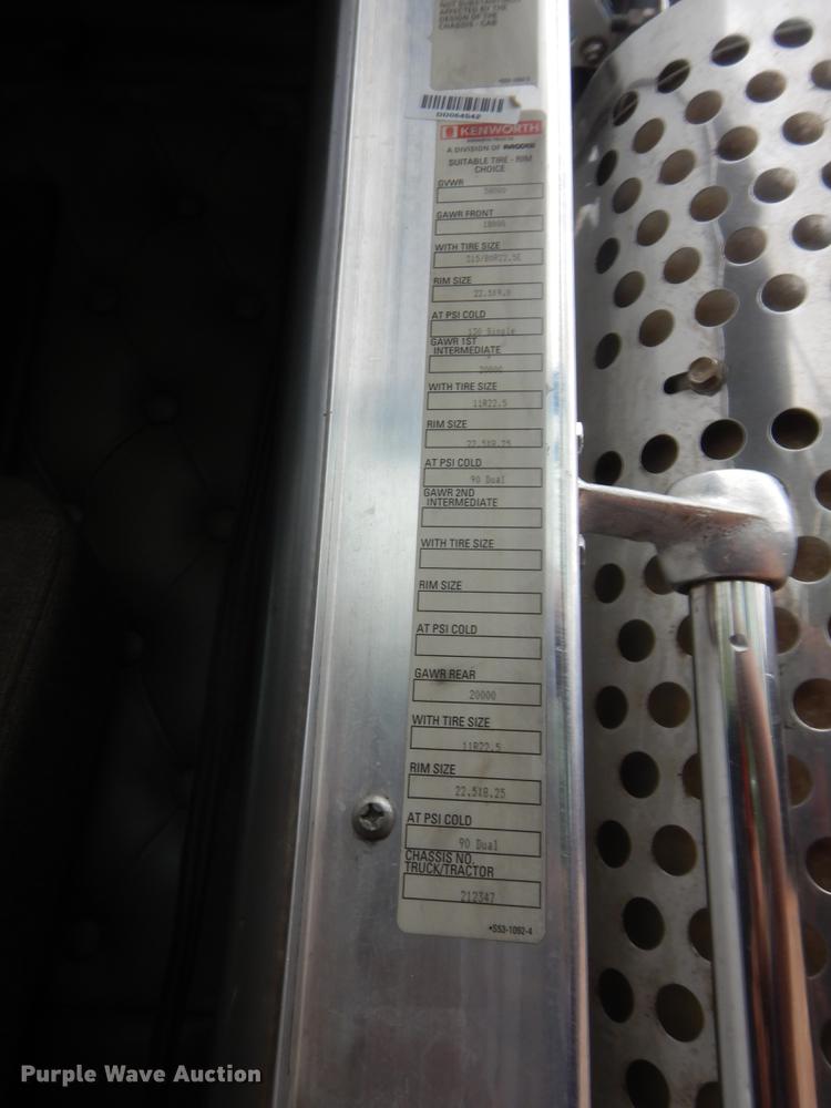 image for item HW9333 2007 Kenworth T800  dump truck