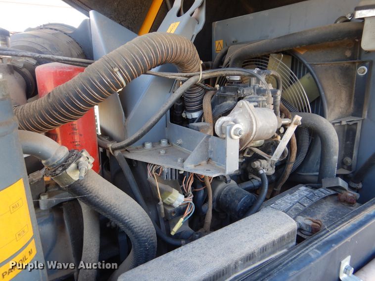 image for item HX9000 2006 International 4300 utility truck