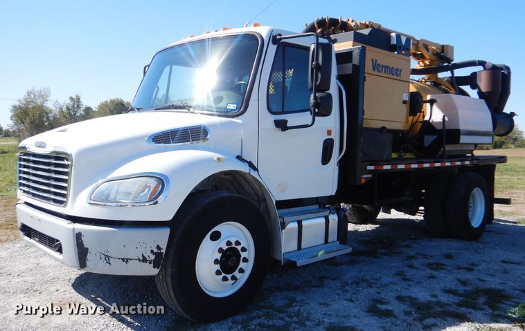 image for item HX9002 2016 Freightliner M2 106  vacuum truck