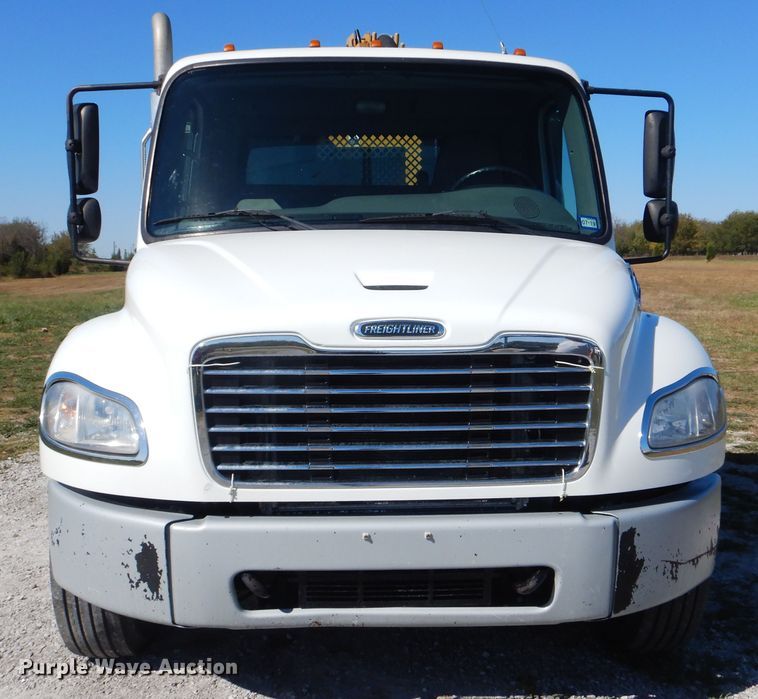 image for item HX9002 2016 Freightliner M2 106  vacuum truck