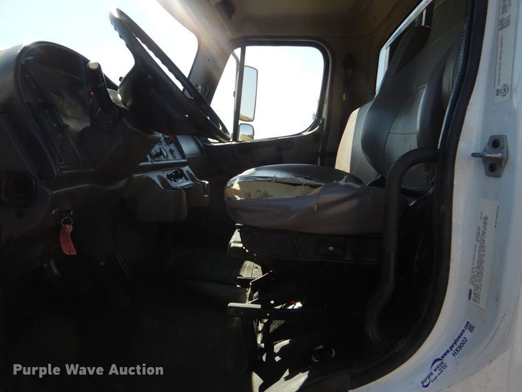 image for item HX9002 2016 Freightliner M2 106  vacuum truck