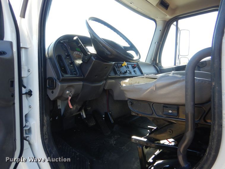 image for item HX9002 2016 Freightliner M2 106  vacuum truck