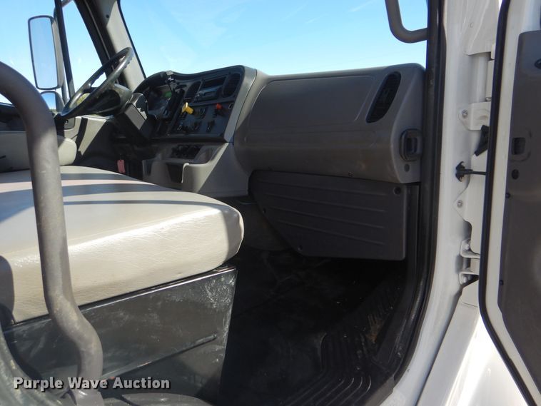 image for item HX9002 2016 Freightliner M2 106  vacuum truck