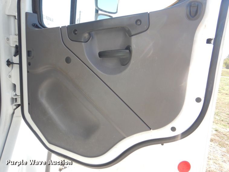 image for item HX9002 2016 Freightliner M2 106  vacuum truck