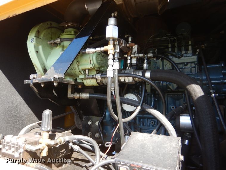 image for item HX9002 2016 Freightliner M2 106  vacuum truck