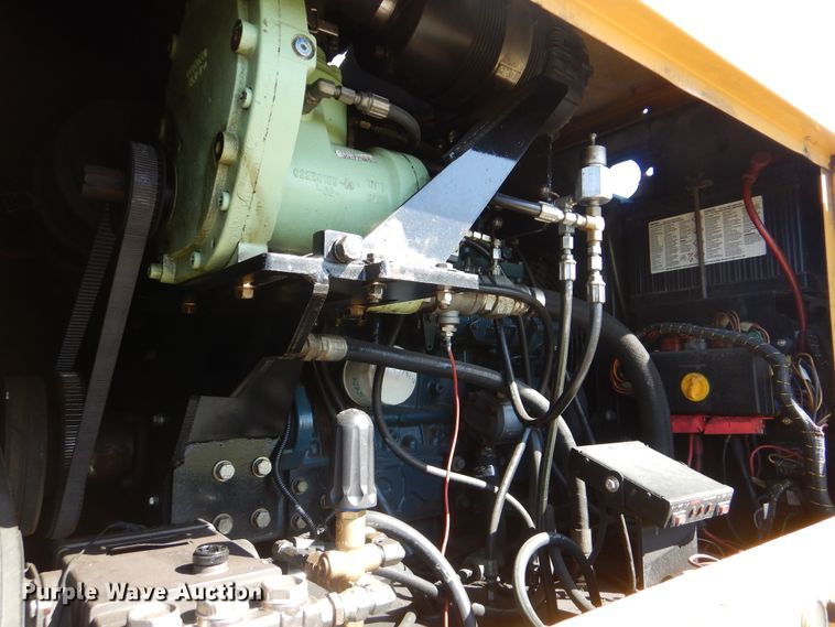 image for item HX9002 2016 Freightliner M2 106  vacuum truck