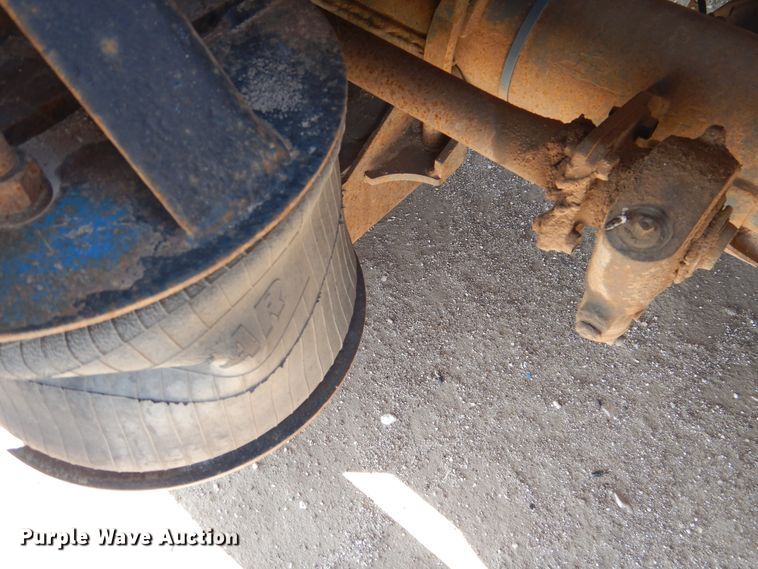 image for item DD0264 1999 Specialized XL 7OPGD double drop deck trailer