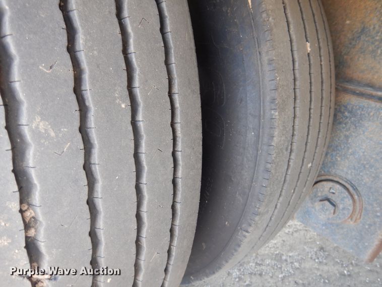 image for item DD0264 1999 Specialized XL 7OPGD double drop deck trailer