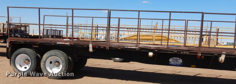 image for item DD0266 1996 Lufkin flatbed trailer