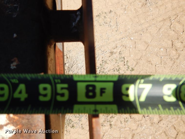 image for item DD0266 1996 Lufkin flatbed trailer