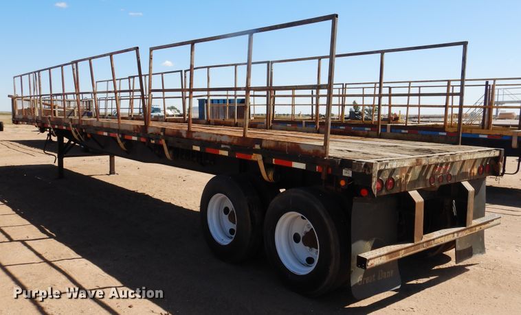 image for item DD0267 2000 Great Dane flatbed trailer