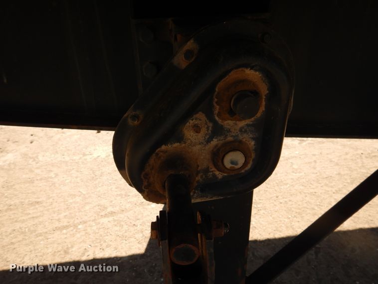 image for item DD0267 2000 Great Dane flatbed trailer