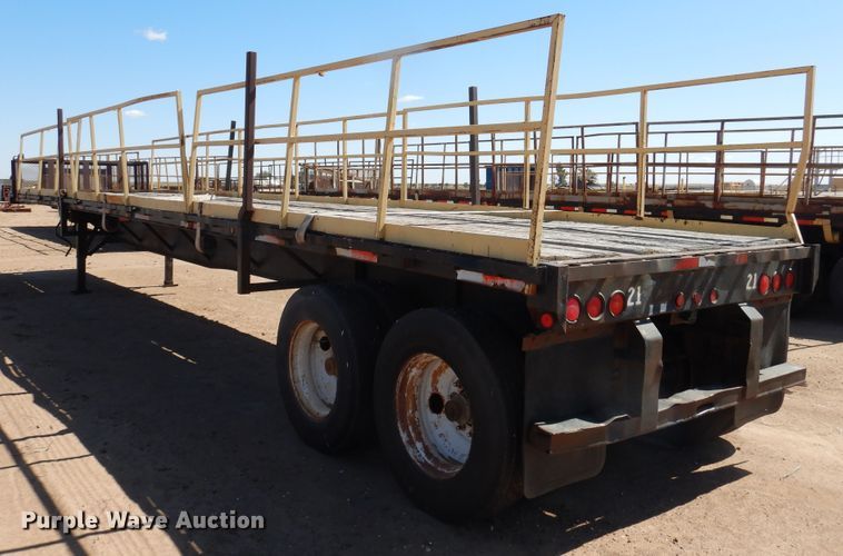 image for item DD0268 1996 Great Dane flatbed trailer