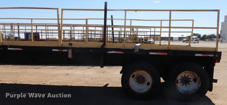 image for item DD0268 1996 Great Dane flatbed trailer