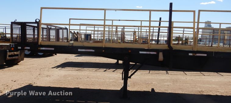 image for item DD0268 1996 Great Dane flatbed trailer