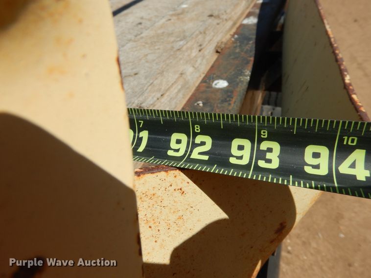 image for item DD0268 1996 Great Dane flatbed trailer