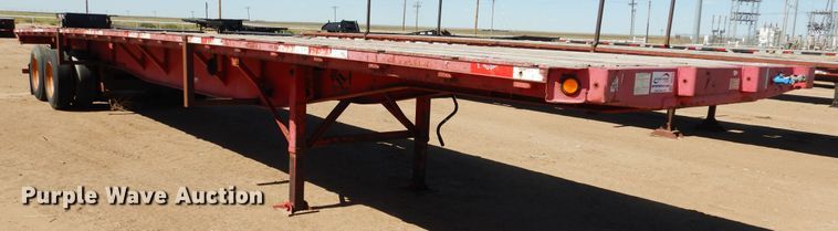 image for item DD0270 1999 Wabash flatbed trailer