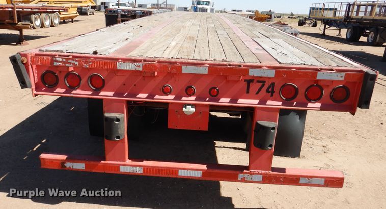 image for item DD0270 1999 Wabash flatbed trailer
