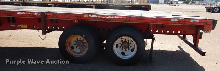 image for item DD0270 1999 Wabash flatbed trailer