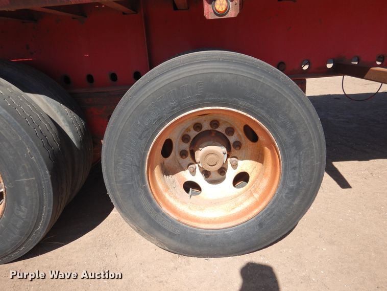 image for item DD0270 1999 Wabash flatbed trailer