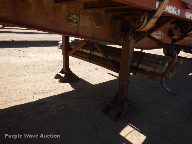 image for item DD0272 1995 Fontaine FTW-5-8048WSAW flatbed trailer