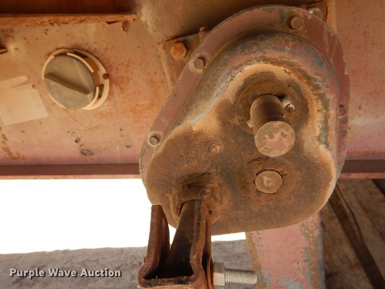 image for item DD0272 1995 Fontaine FTW-5-8048WSAW flatbed trailer