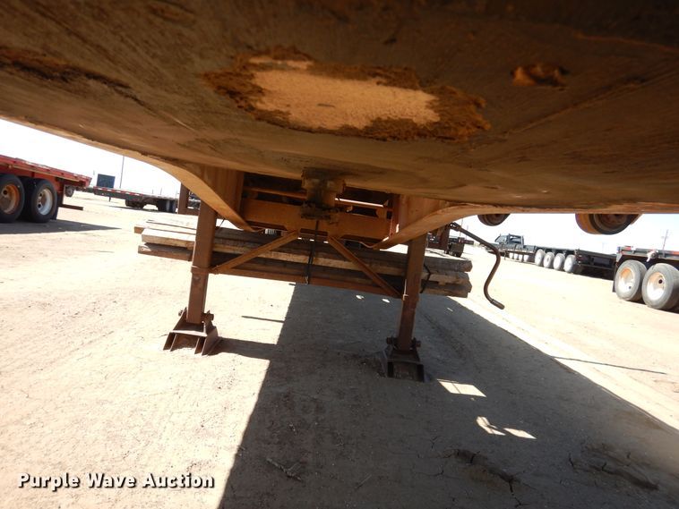 image for item DD0272 1995 Fontaine FTW-5-8048WSAW flatbed trailer