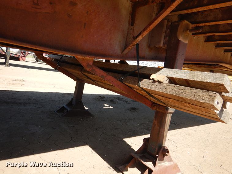 image for item DD0272 1995 Fontaine FTW-5-8048WSAW flatbed trailer