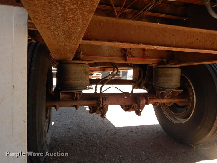 image for item DD0272 1995 Fontaine FTW-5-8048WSAW flatbed trailer