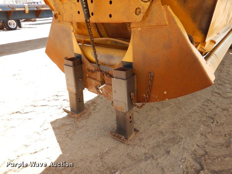 image for item DD0273 1988 Trail King 1827-0-3Axle bottom dump trailer