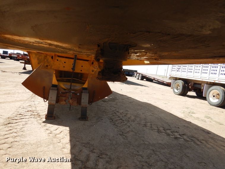 image for item DD0273 1988 Trail King 1827-0-3Axle bottom dump trailer