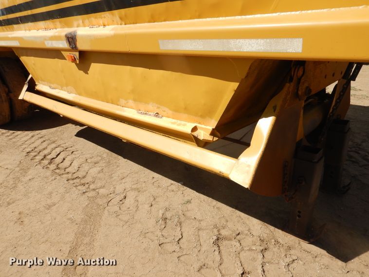 image for item DD0273 1988 Trail King 1827-0-3Axle bottom dump trailer