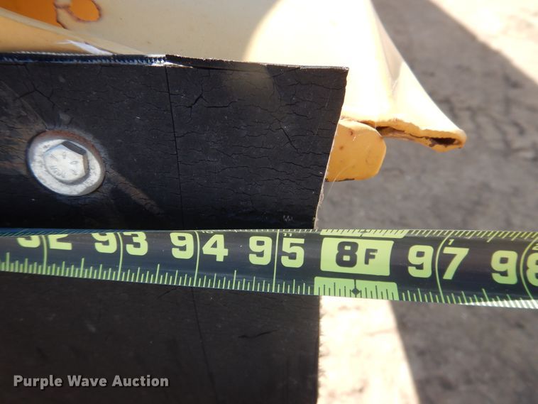 image for item DD0273 1988 Trail King 1827-0-3Axle bottom dump trailer