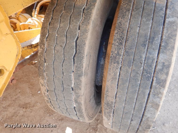 image for item DD0273 1988 Trail King 1827-0-3Axle bottom dump trailer