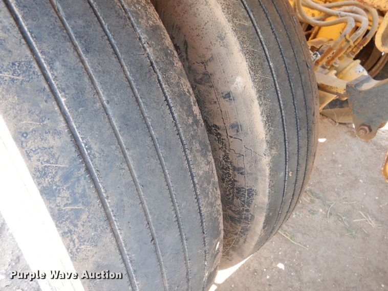 image for item DD0273 1988 Trail King 1827-0-3Axle bottom dump trailer