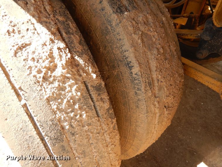 image for item DD0273 1988 Trail King 1827-0-3Axle bottom dump trailer